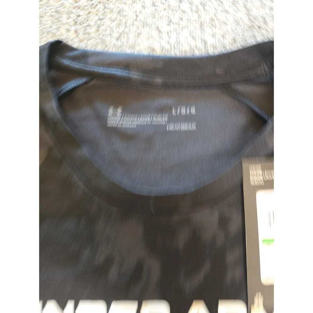Under Armour Loose Fit Mens Large Black Shirt
